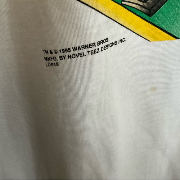 Vintage 90s Novel Teez Warner Bros Daffy and Marvin Graphic Polo Shirt - Picture 5 of 6